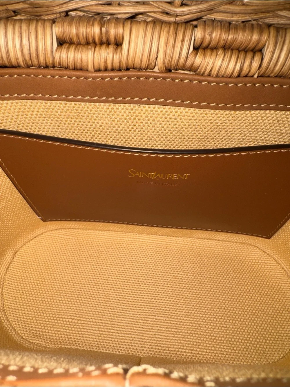 New Saint Laurent wicker vanity bag - Picture 6 of 8